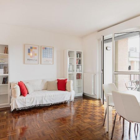 Easylife - Accogliente Dimora Con Balcone Διαμέρισμα Μιλάνο Εξωτερικό φωτογραφία