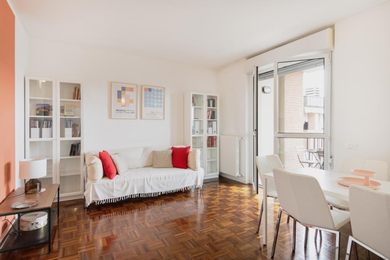 Easylife - Accogliente Dimora Con Balcone Διαμέρισμα Μιλάνο Εξωτερικό φωτογραφία