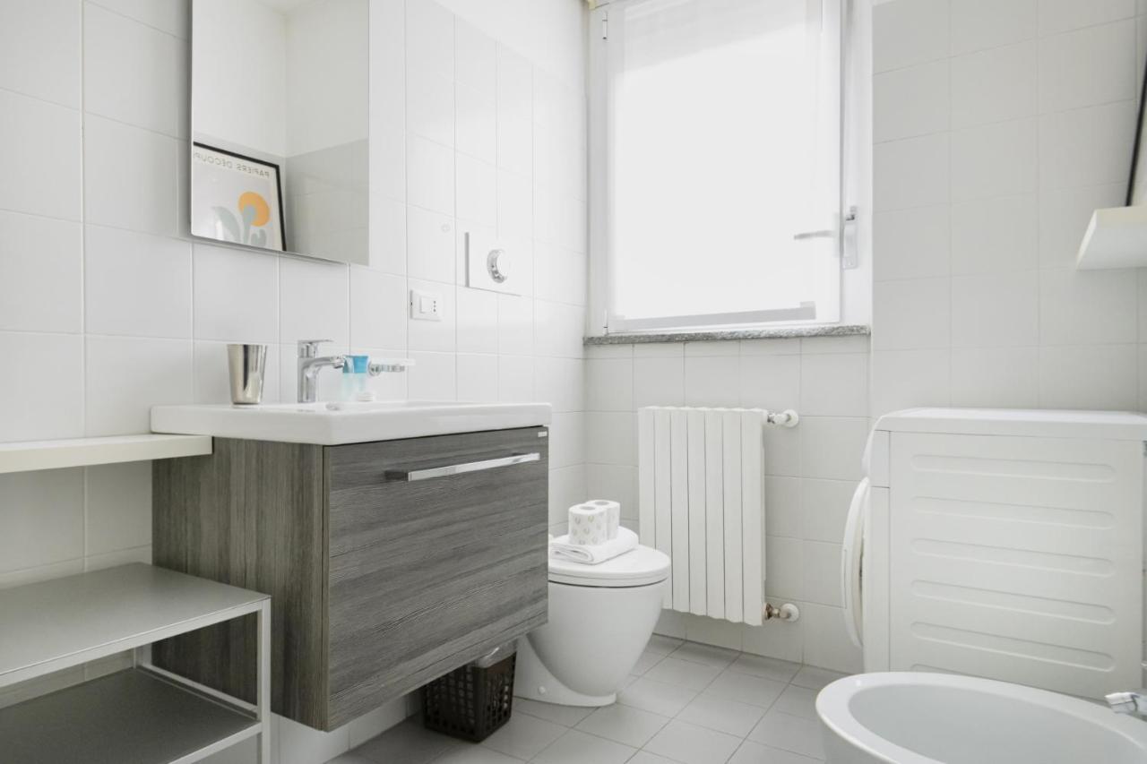 Easylife - Accogliente Dimora Con Balcone Διαμέρισμα Μιλάνο Εξωτερικό φωτογραφία
