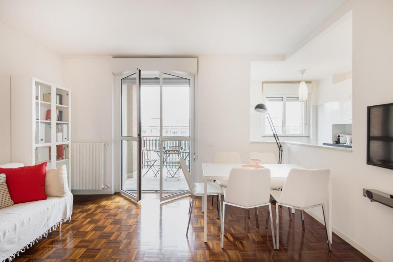 Easylife - Accogliente Dimora Con Balcone Διαμέρισμα Μιλάνο Εξωτερικό φωτογραφία
