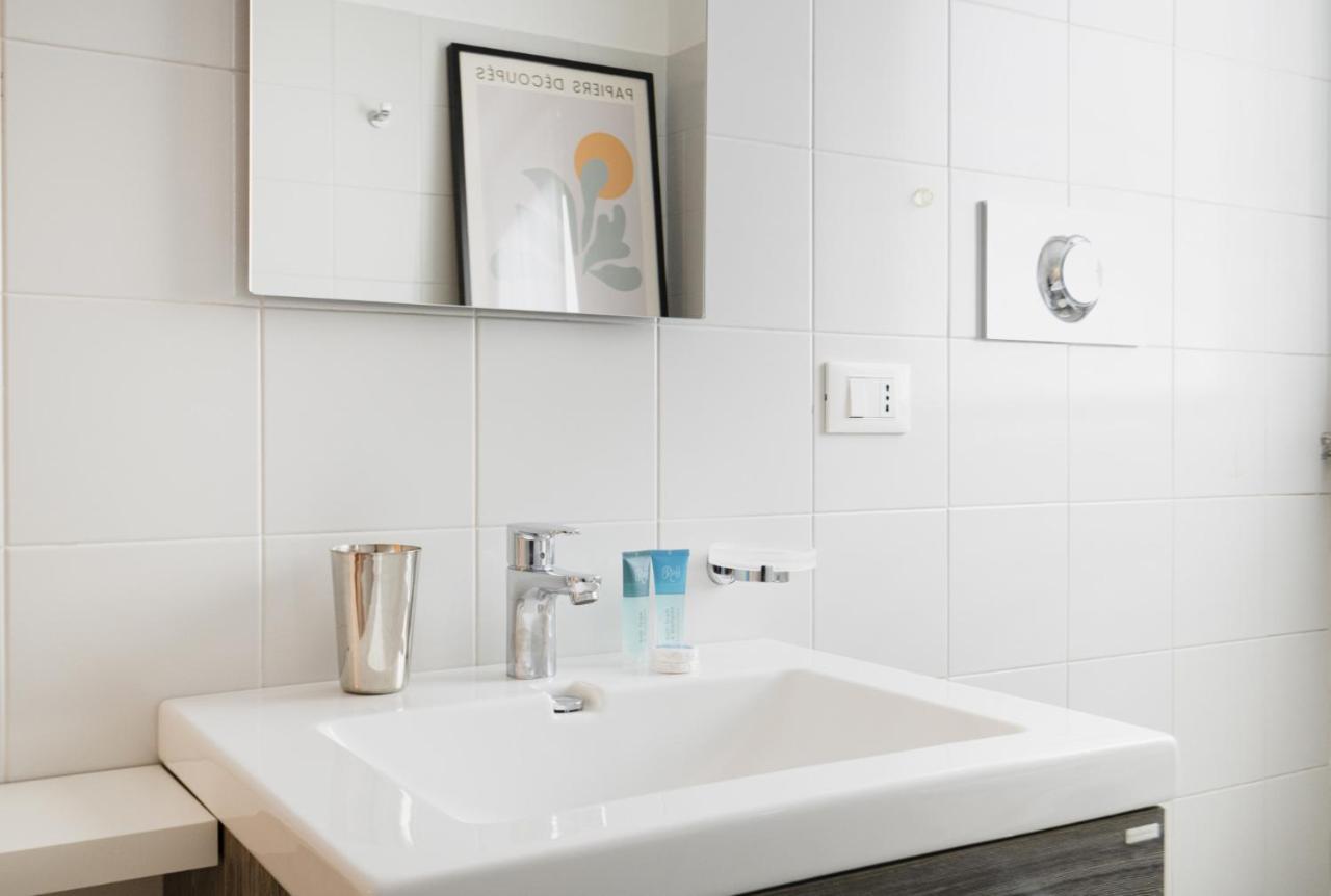 Easylife - Accogliente Dimora Con Balcone Διαμέρισμα Μιλάνο Εξωτερικό φωτογραφία